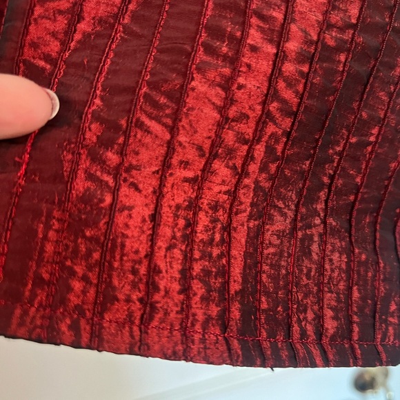 Black/ Red reversible dressy jacket. - Picture 9 of 11